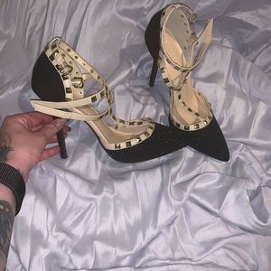 Wild Diva Shoes - Sparkly heels Wild Diva Shoes - Sparkly heels